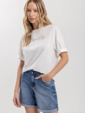 Blusa Básica De Mangas Médias Com Bordado Frontalv