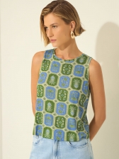 BLUSA REGATA ESTAMPADA EM MALHA RESPONSÁVEL