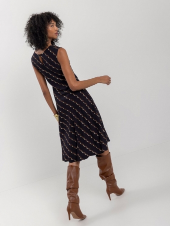 VESTIDO MIDI CHÁ SEM MANGAS ESTAMPADO COM GOLA DEGAGÊ