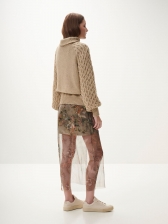 VESTIDO MIDI EM TULE ESTAMPADO COM GOLA ALTA